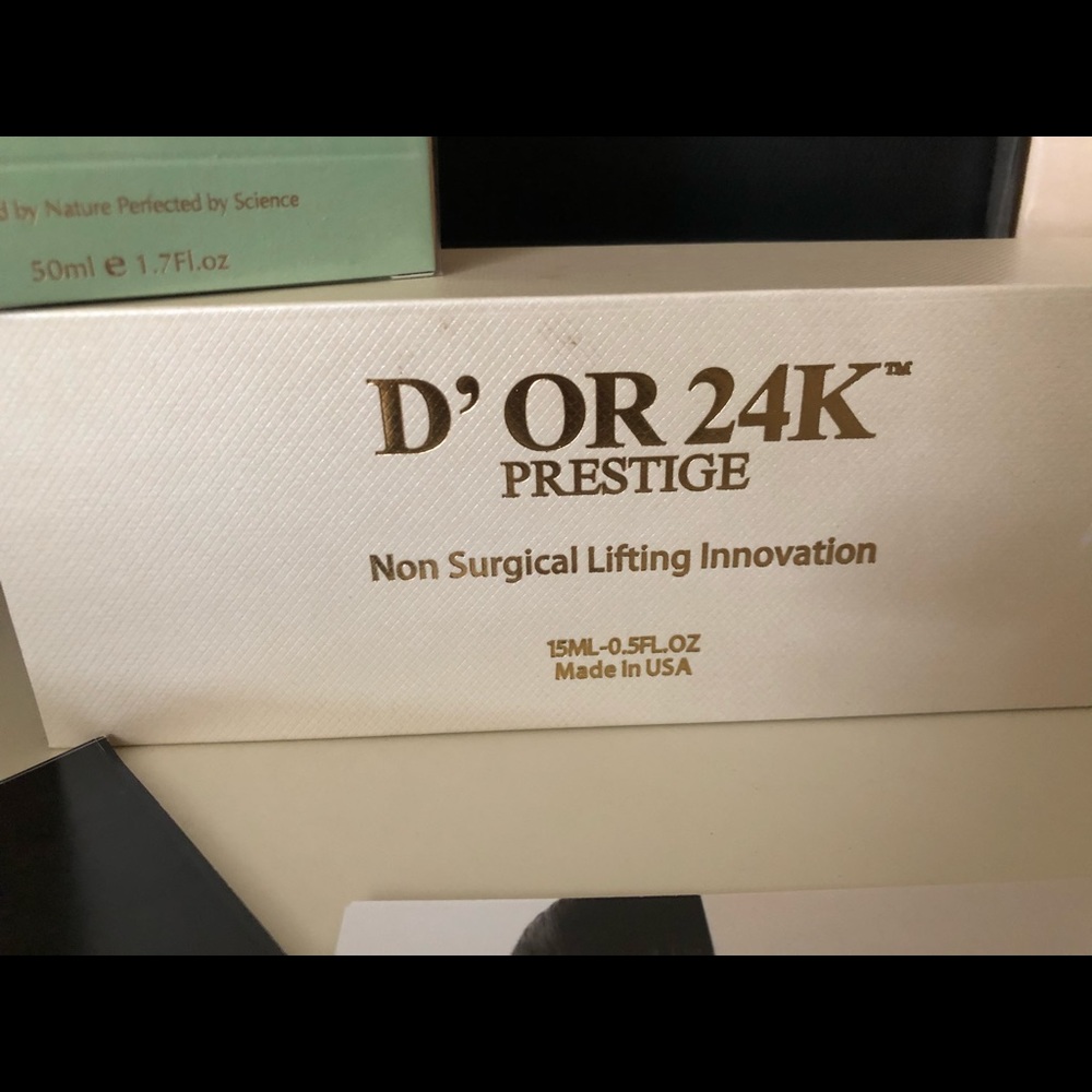 Anti-aging Skin Care Set - Picture 3 of 6